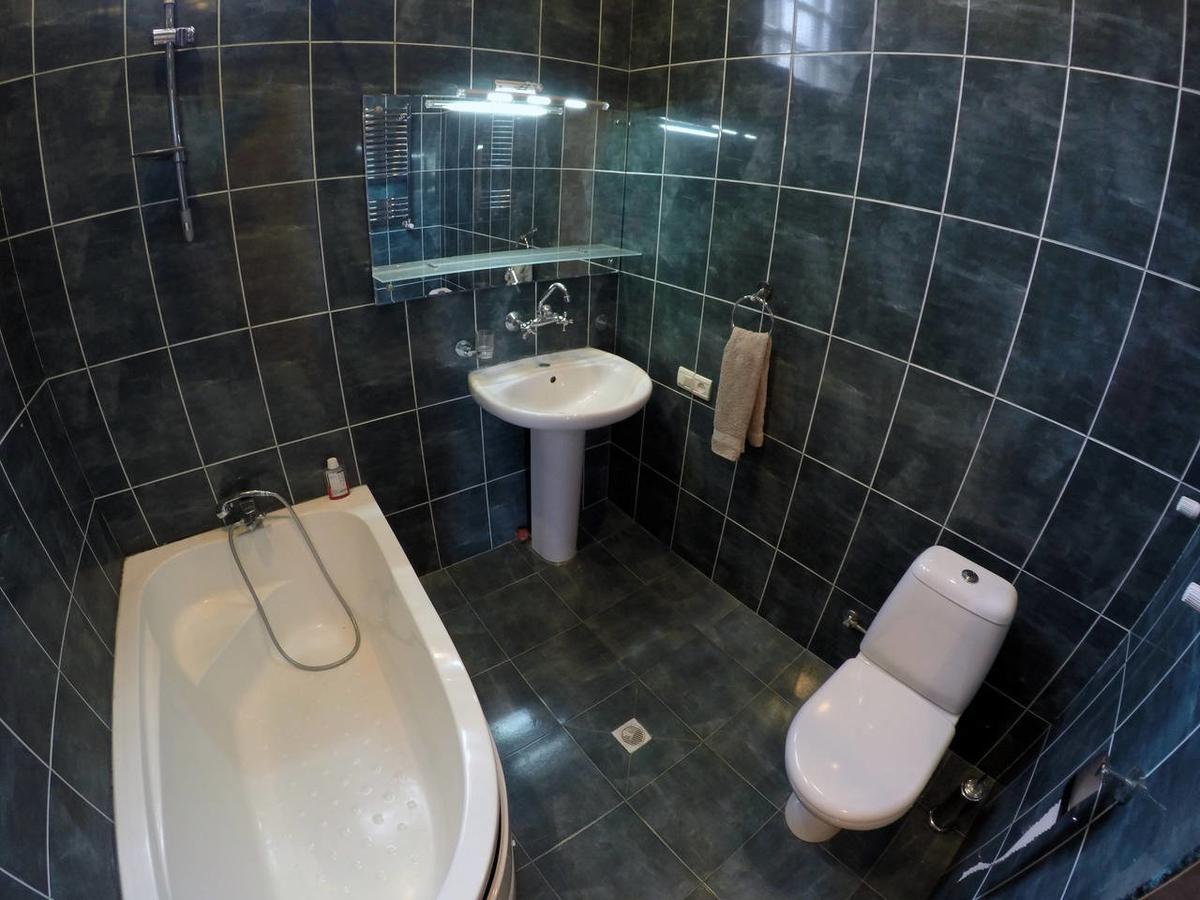4Bd Appartaments With Cozy Garden Tbilisi Exteriör bild